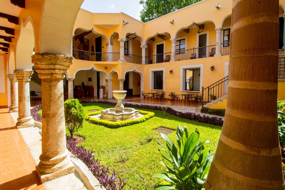 Hotel Montejo by Kavia 66/74