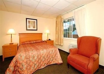 Super 8 by Wyndham Monticello NY 32/45