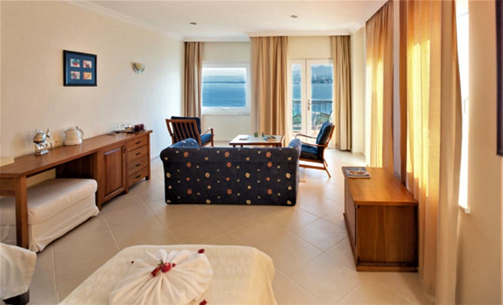 Ece Boutique Hotel 9/85