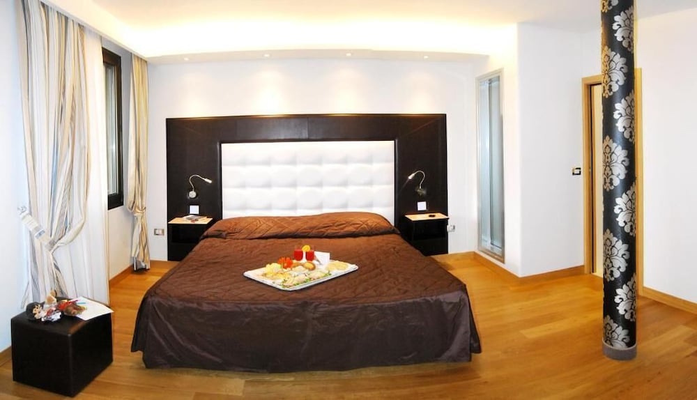 Hotel Royal Caserta 21/50
