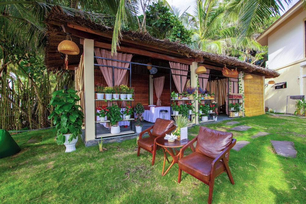 Anja Beach Resort Spa 64/70