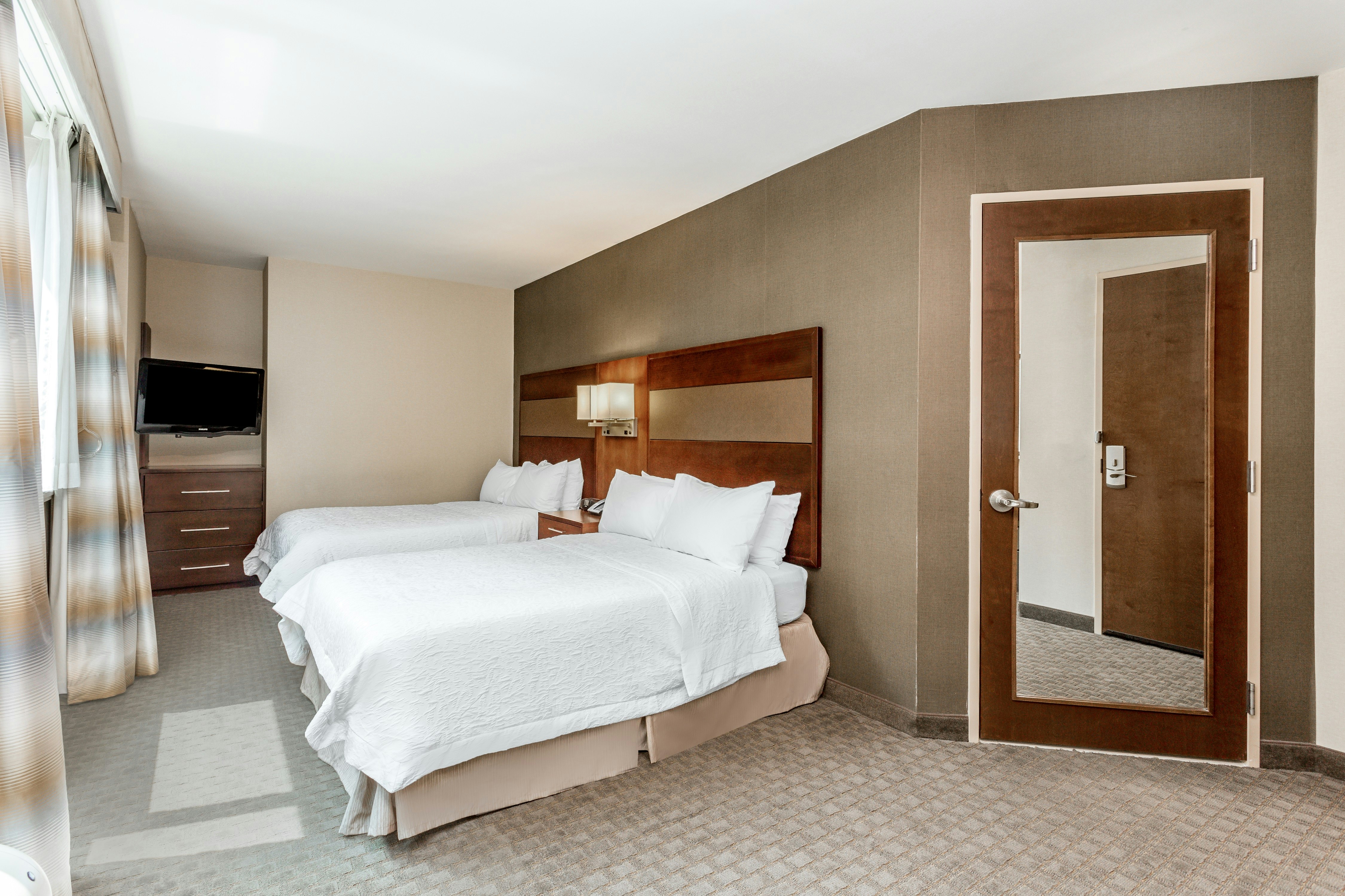 ROOM, 2 DOUBLE BEDS, CITY VIEW, ACCESSIBLE