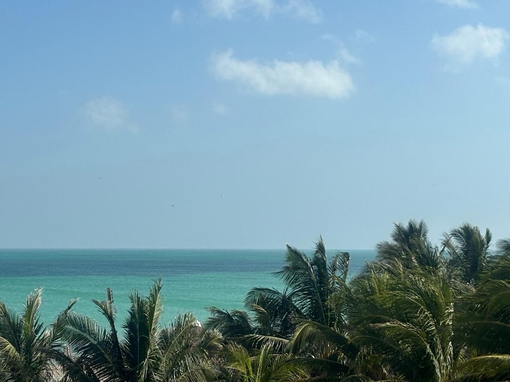 La Diosa Kali Beach Front Hotel 31/50