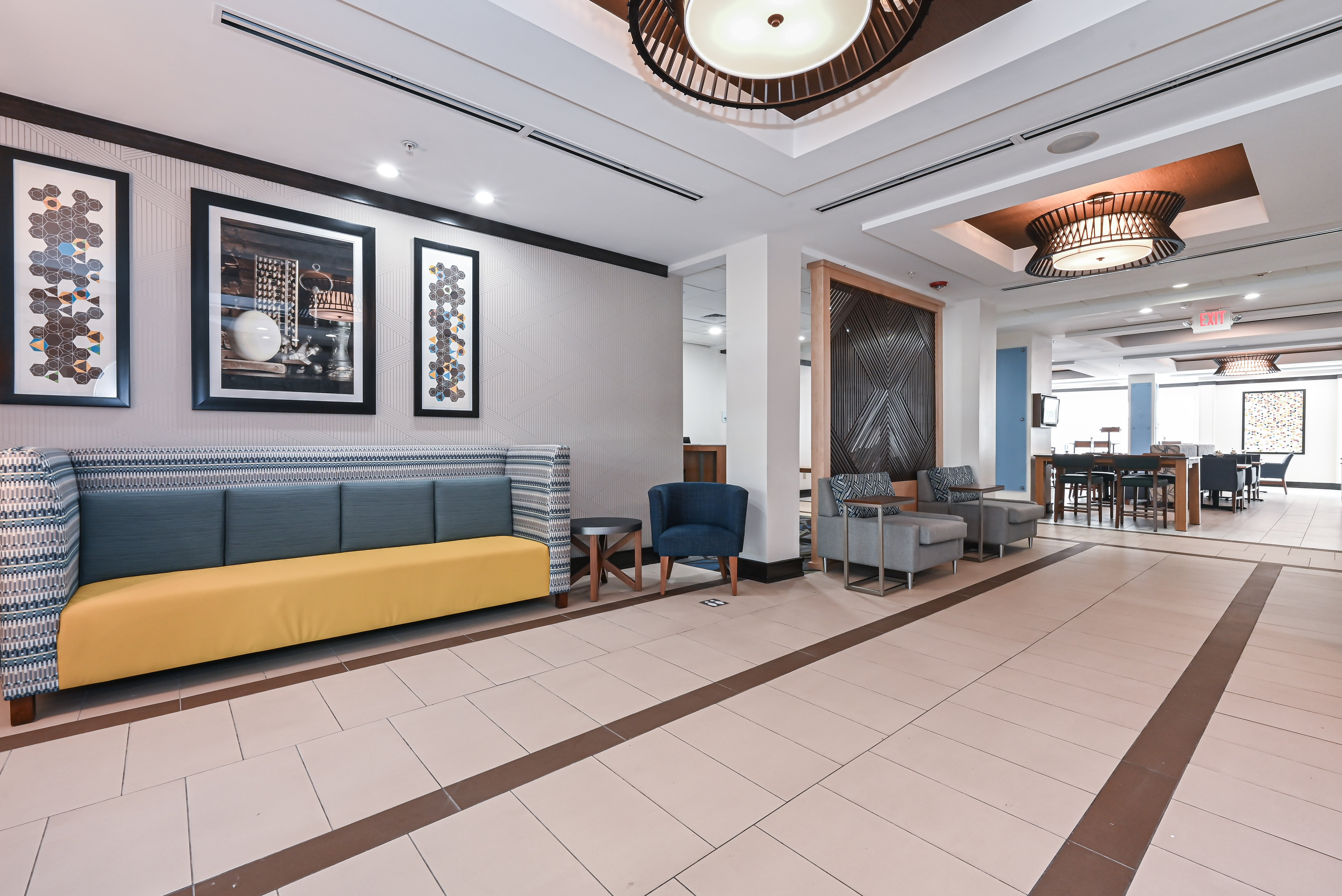Holiday Inn Express Suites Charlotte Southeast Matthews 29/48