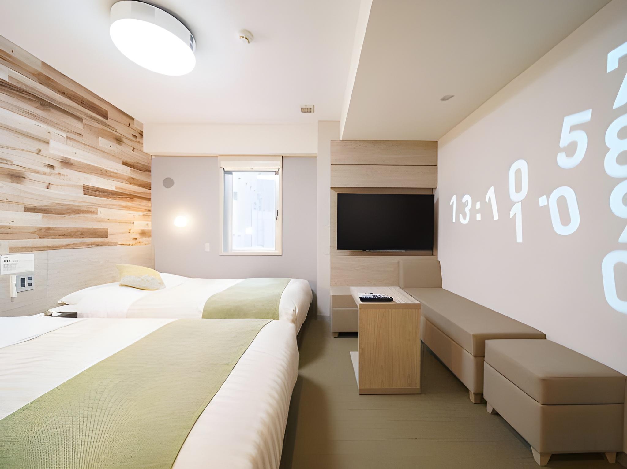 Deluxe, Twin Beds