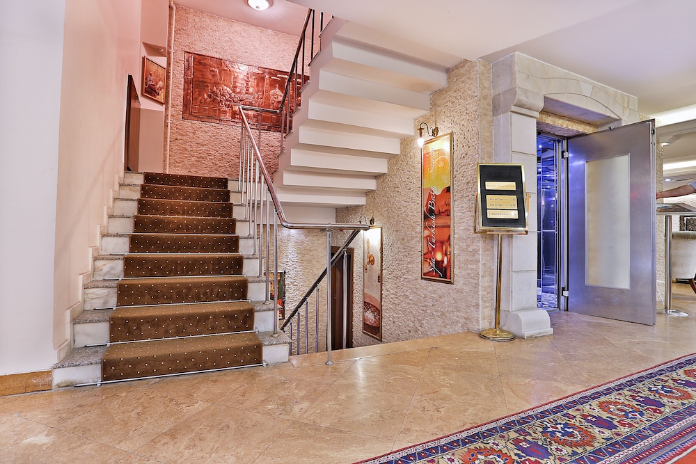 THE ISTANBUL HOTEL 29/50