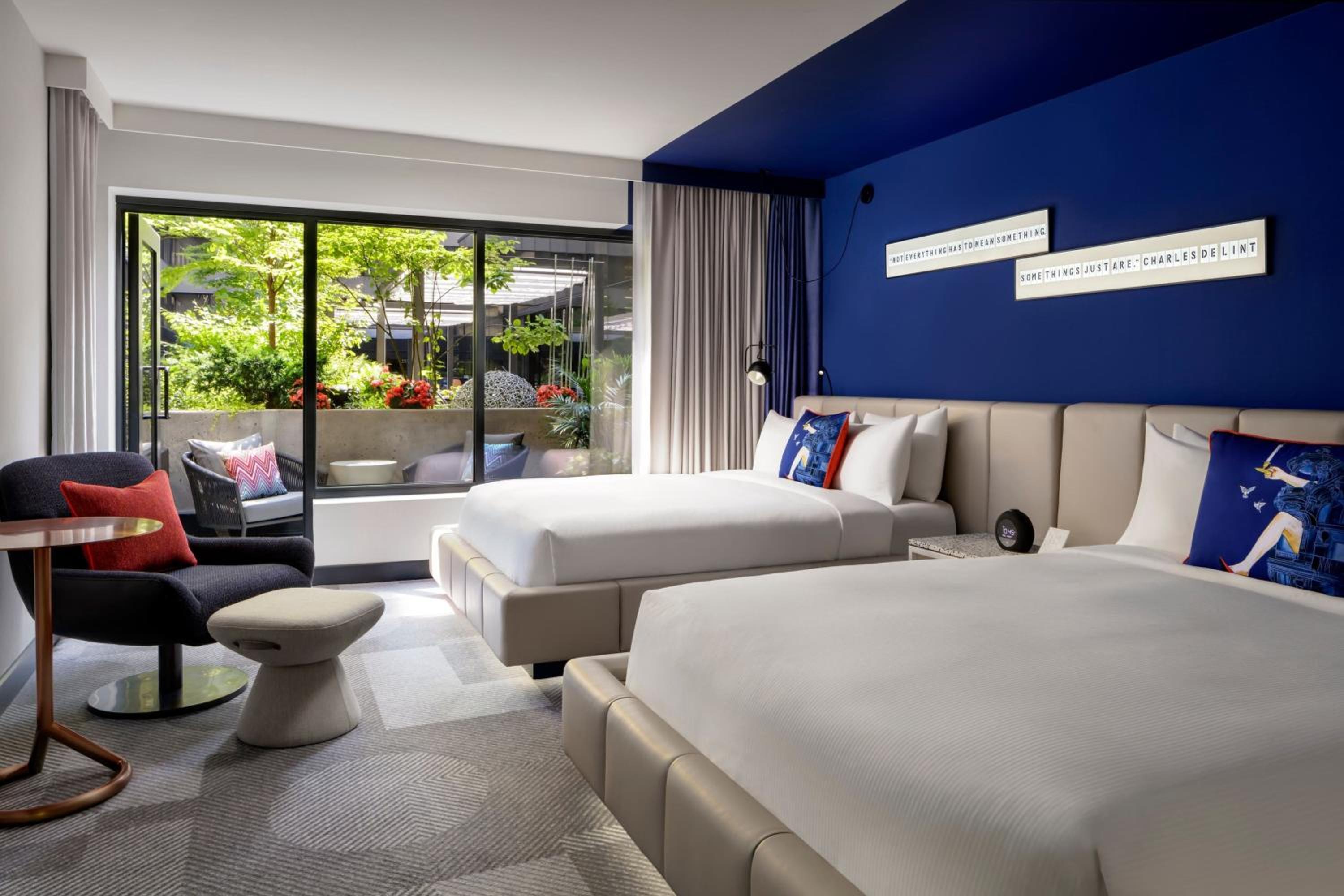 1 Bedroom, Bi Level, Penthouse, Suite, King Bed, City View