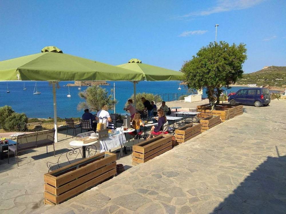 Poseidon Apartments & Villas by the Sea 44/54