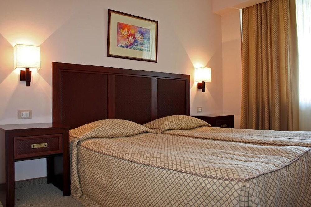 HVD Hotel Lotos Riviera Holiday Club 7/40