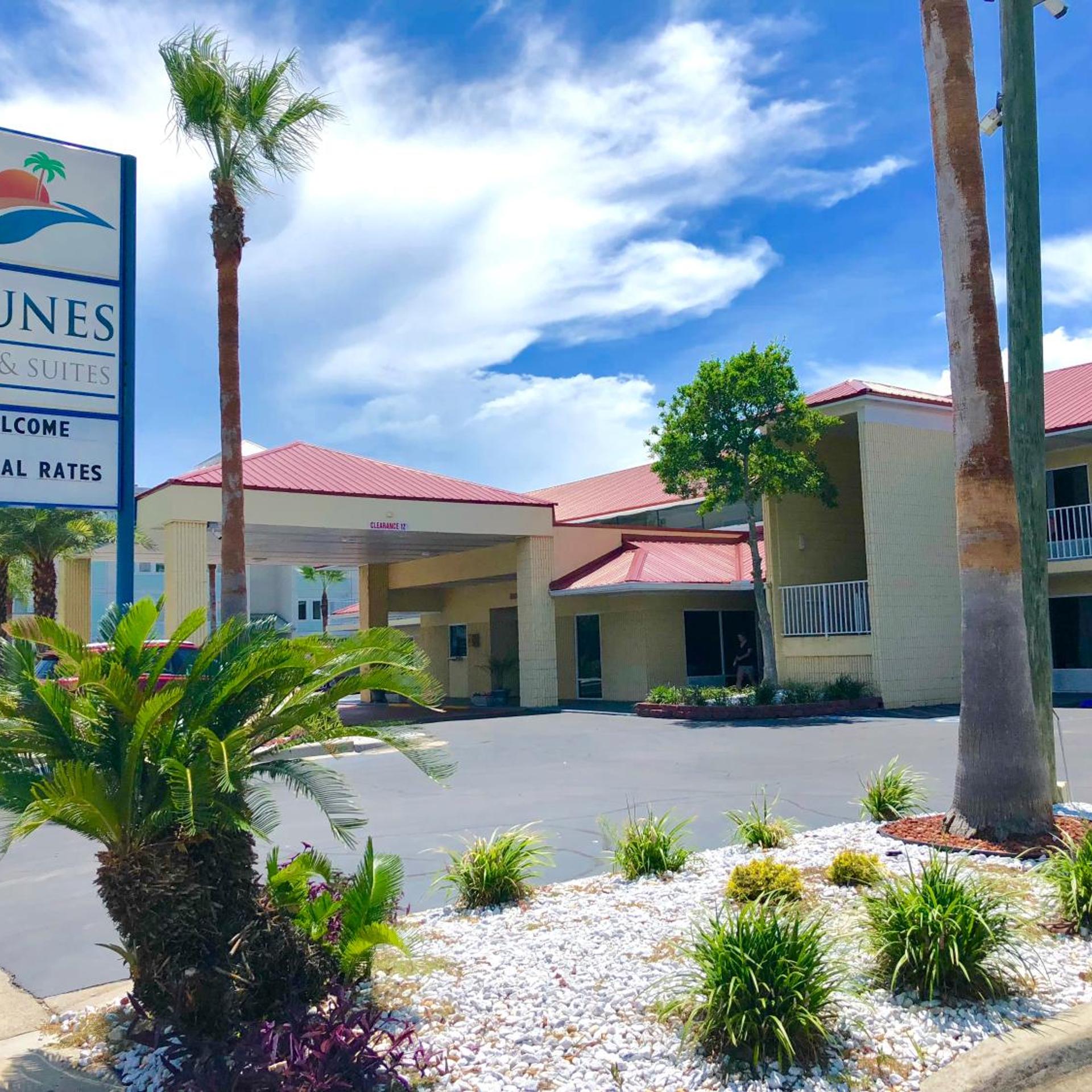 Dunes Inn and Suites 1/29