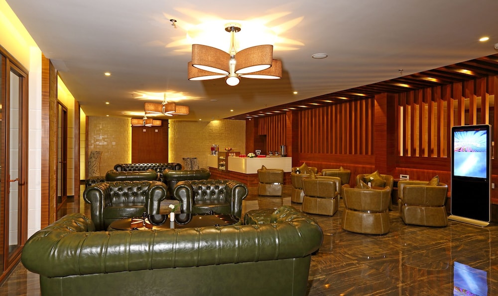 Amber Dale Luxury Hotel and Spa, Munnar (ex PLUM JUDY - THE LEISURE HOTEL) 32/50