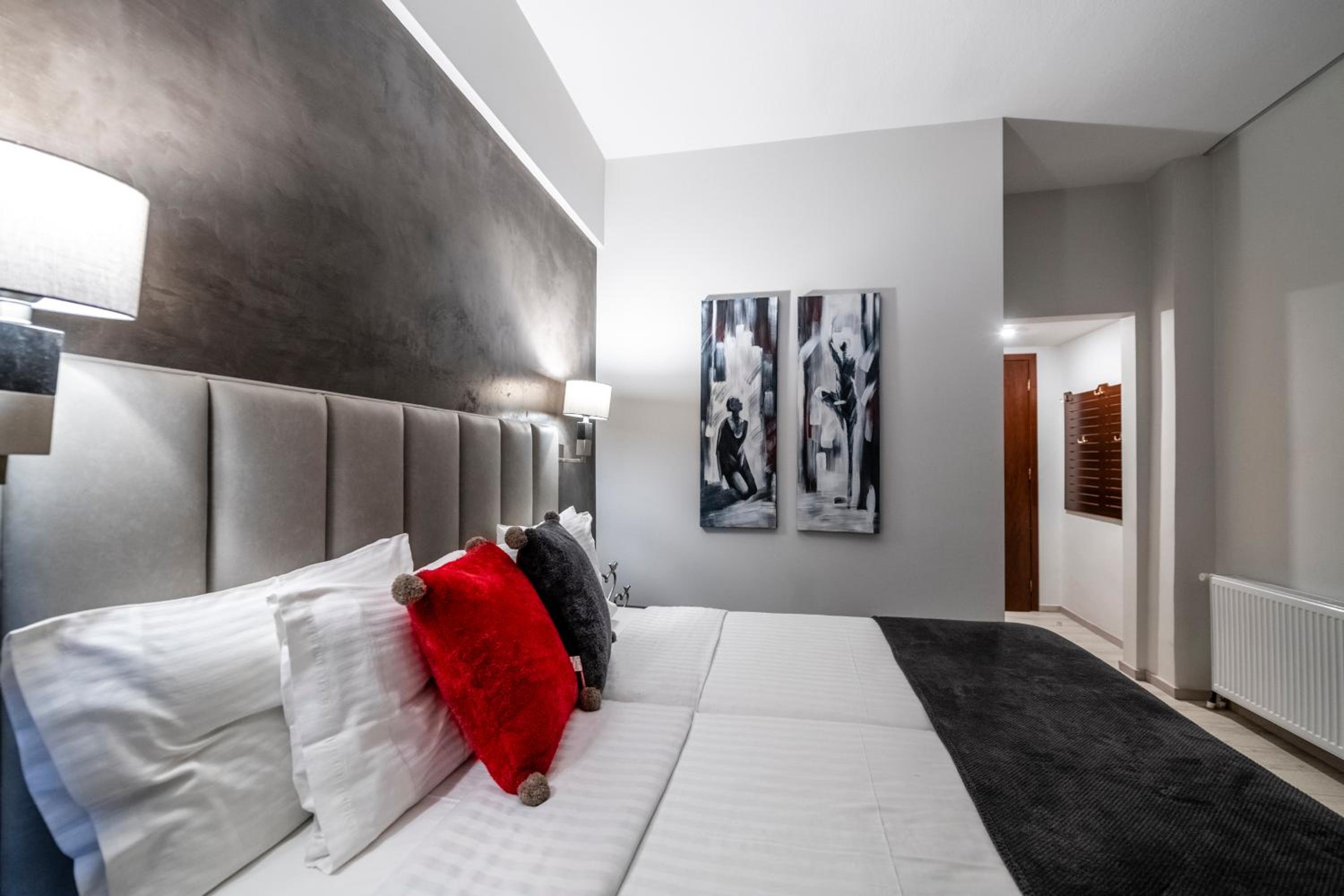 BEST WESTERN LINGOS HOTEL 29/55