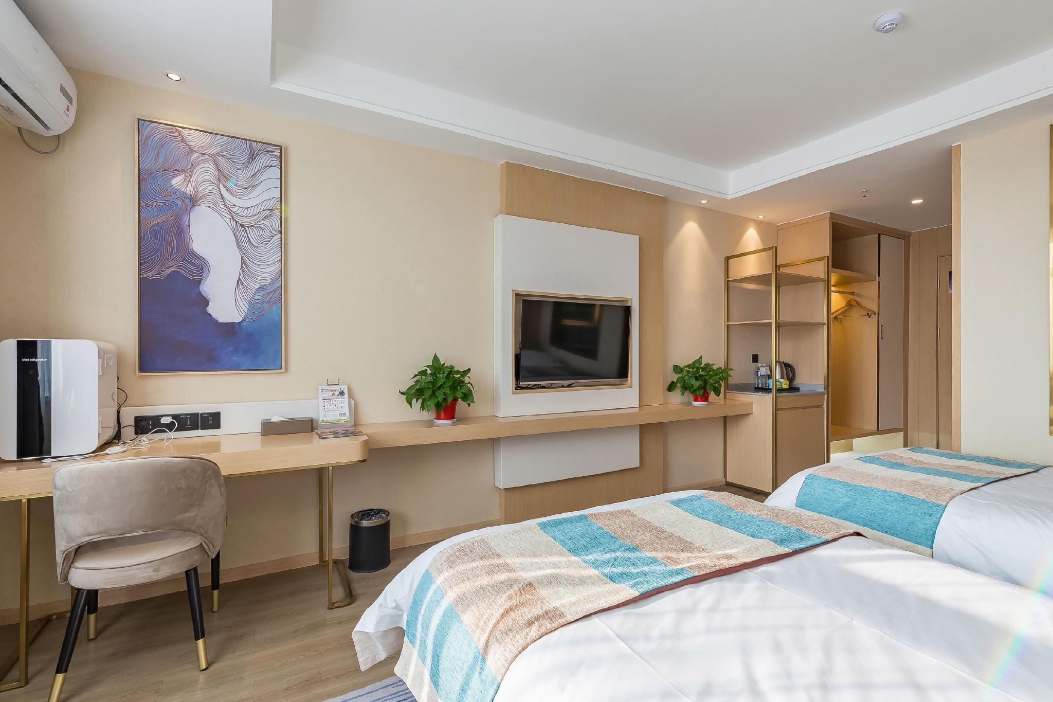 VX Xuzhou Gulou District Yangshan Road Hotel 13/21