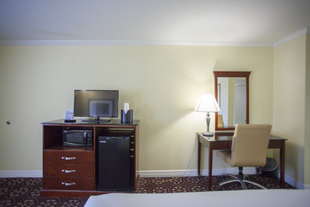 Days Inn By Wyndham Shenandoah 41/52