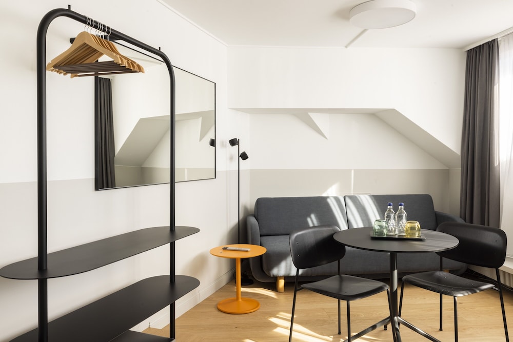 Fred Hotel Zurich Hauptbahnhof 30/50