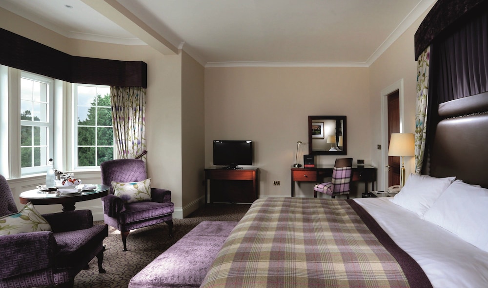 Macdonald Forest Hills Hotel & Spa 11/67