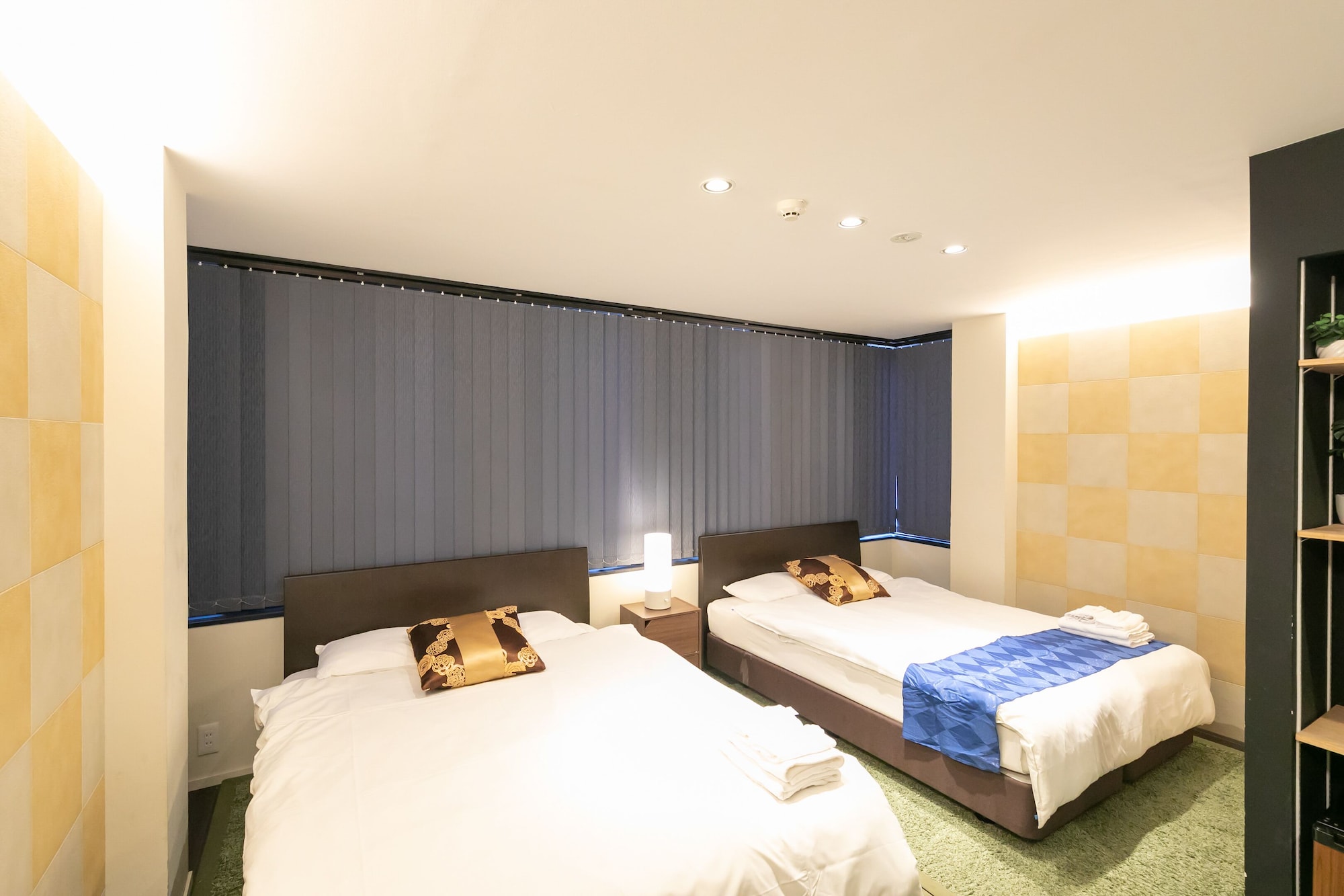 2 BEDROOMS, SIGNATURE, APARTMENT