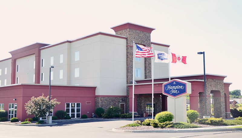 Hampton Inn Watertown 2/47