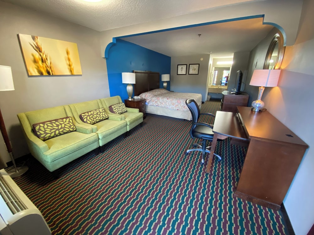 Magnuson Hotel Marietta 31/46