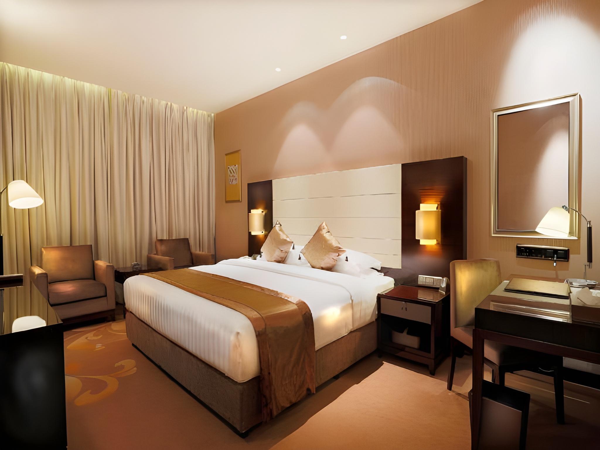 Boutique, Smart, Executive, Suite