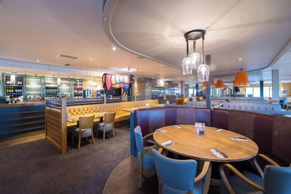 Premier Inn Newton Abbot 42/62