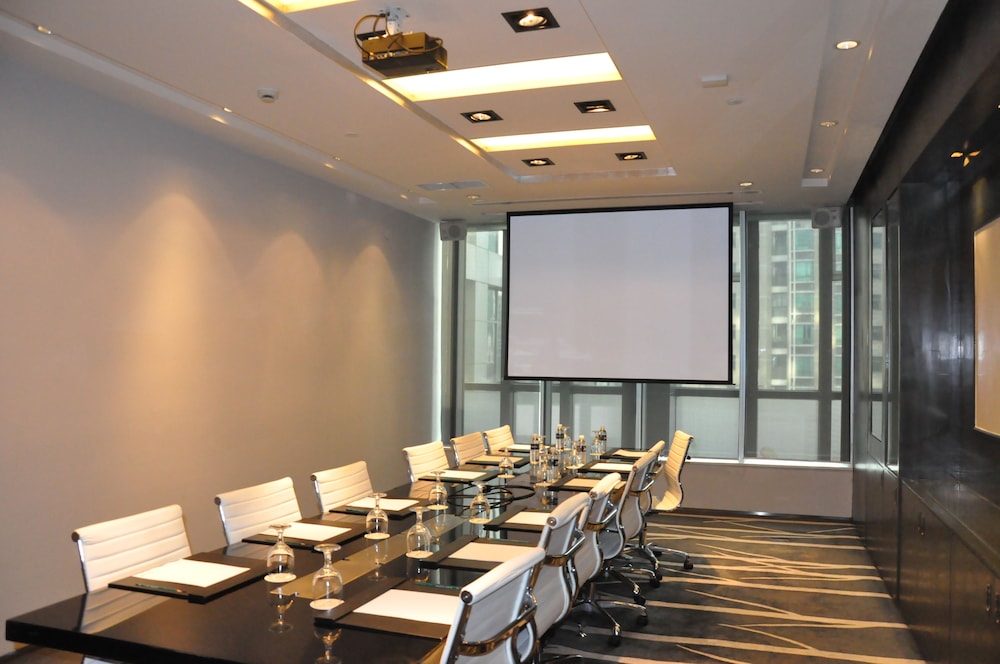 Grand Mercure Shanghai Century Park Hotel 48/54