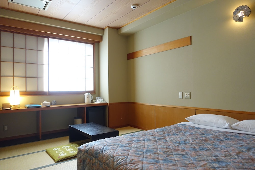 Urayasu Beaufort Hotel 12/49