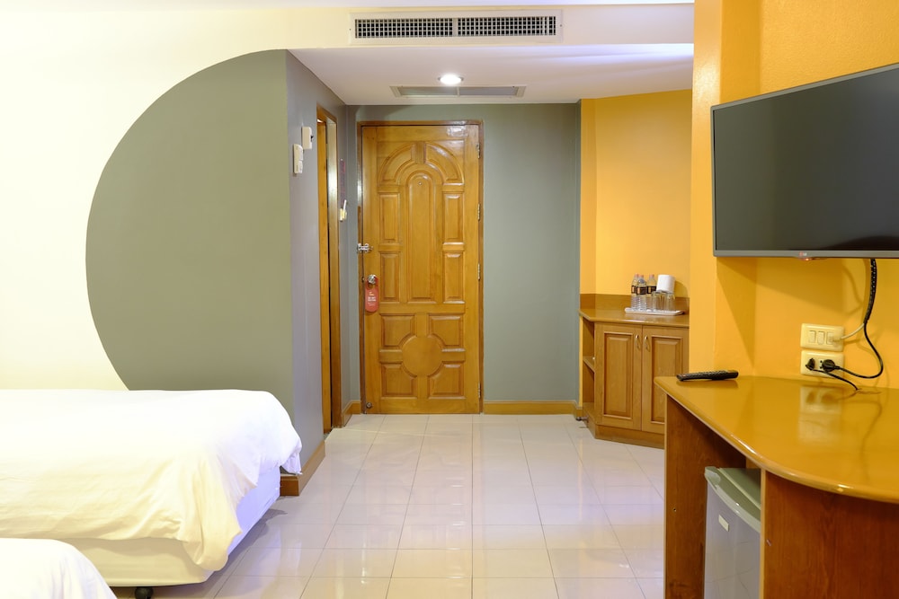 Pj Inn Pattaya 14/43