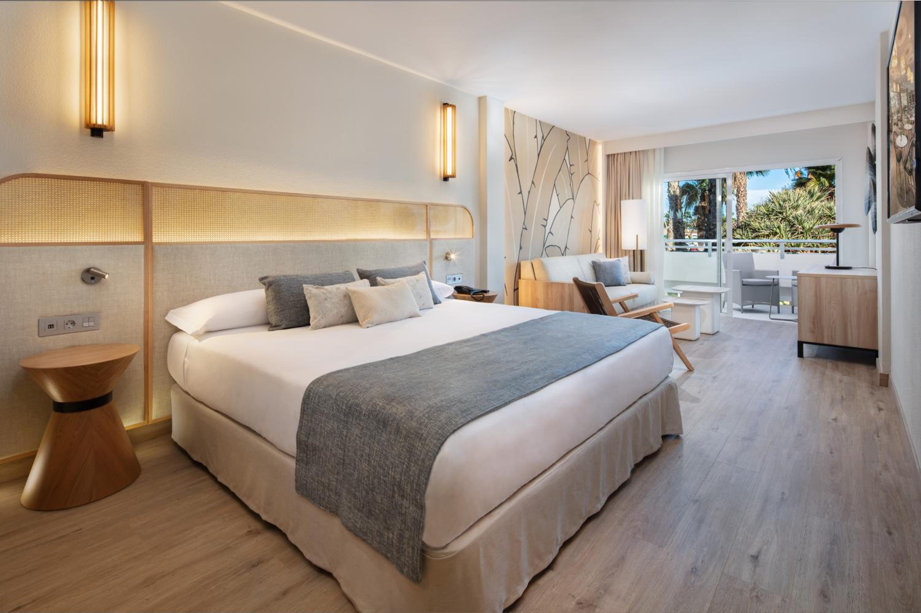 جناح جونيور مفردة بسرير كينج