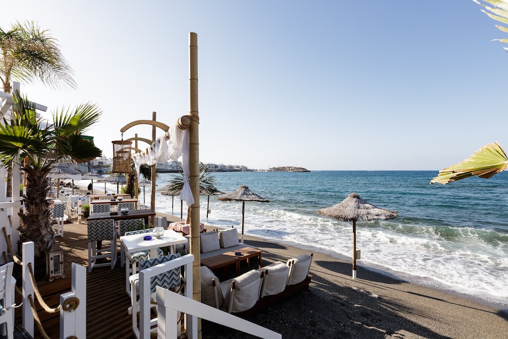 Kahlua Boutique Hotel 44/50