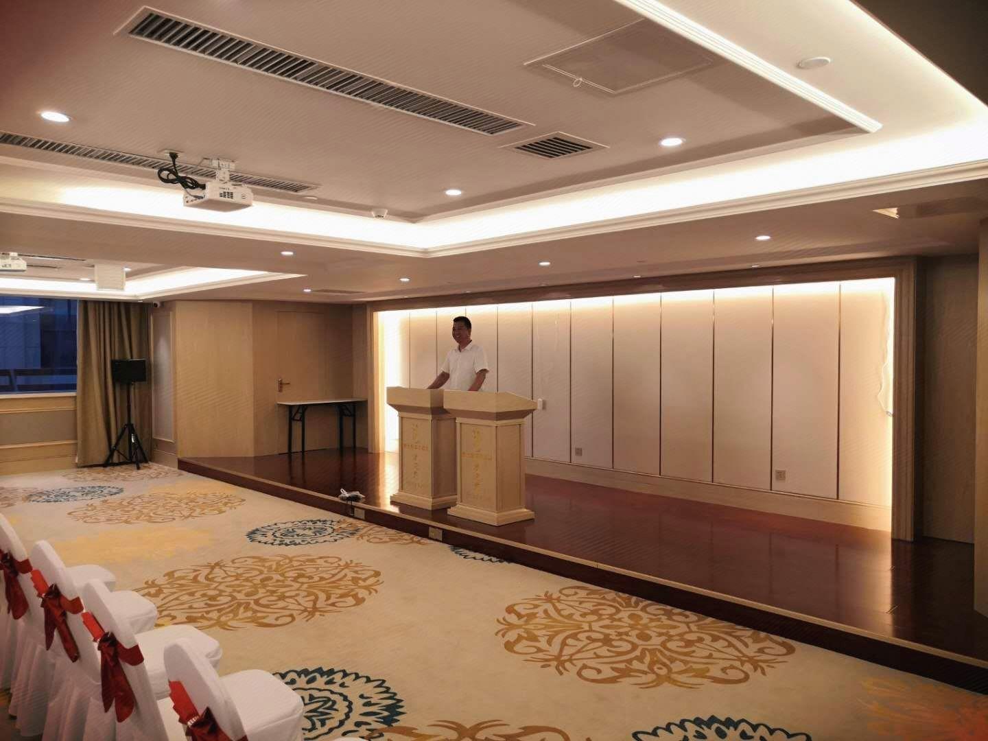 Vienna International Hotel (Urumqi International Airport) 9/27