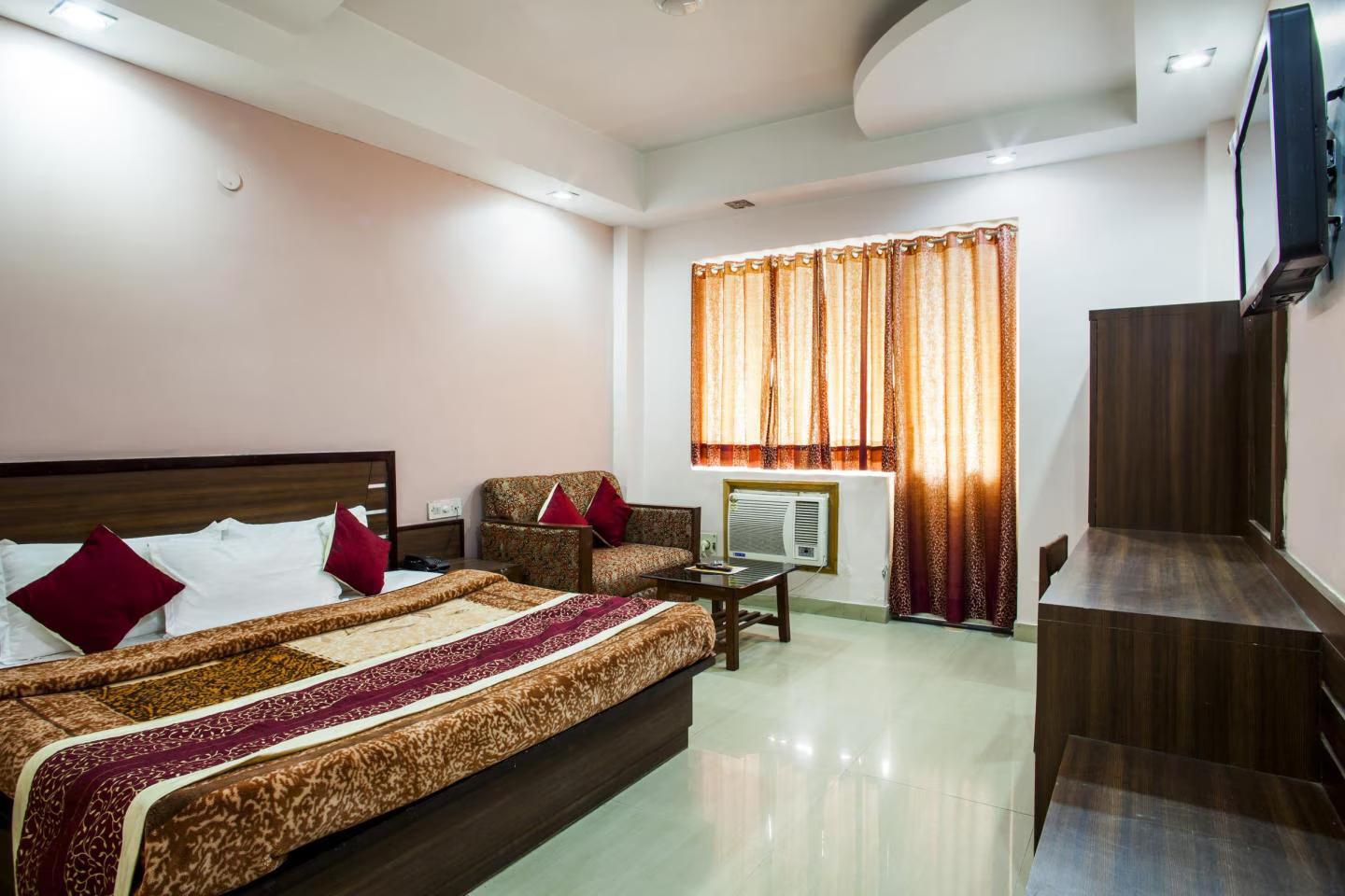 Hotel Shree Palace 17/45