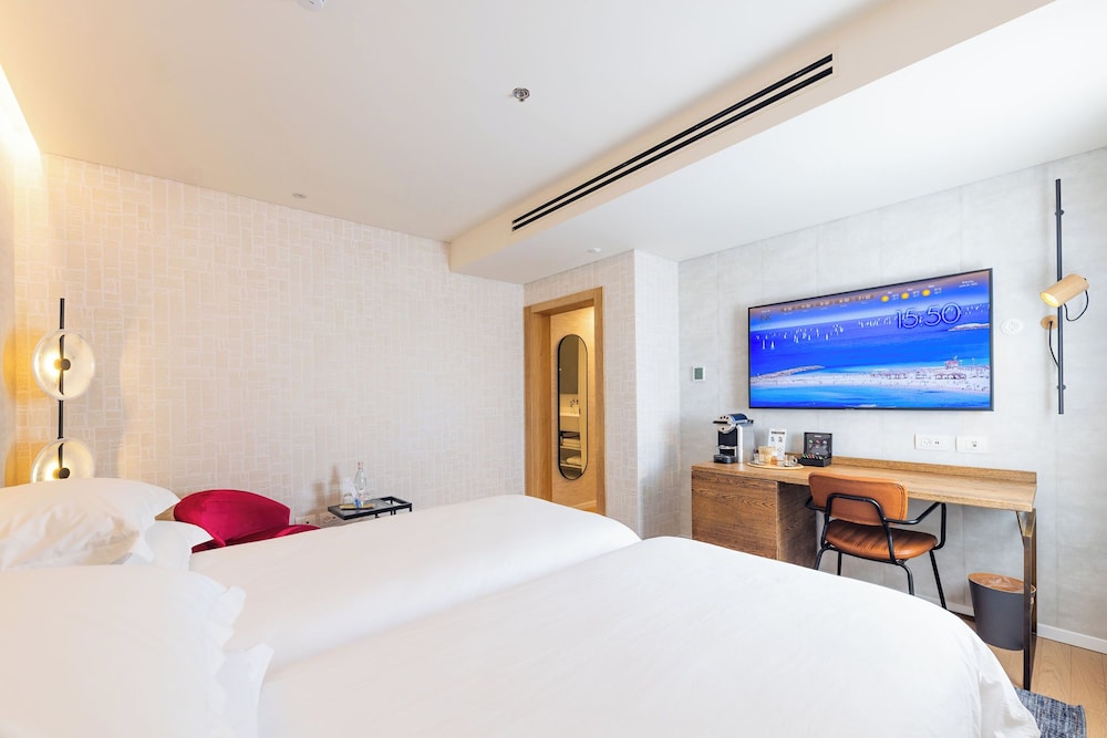 SUPERIOR, TWIN BEDS