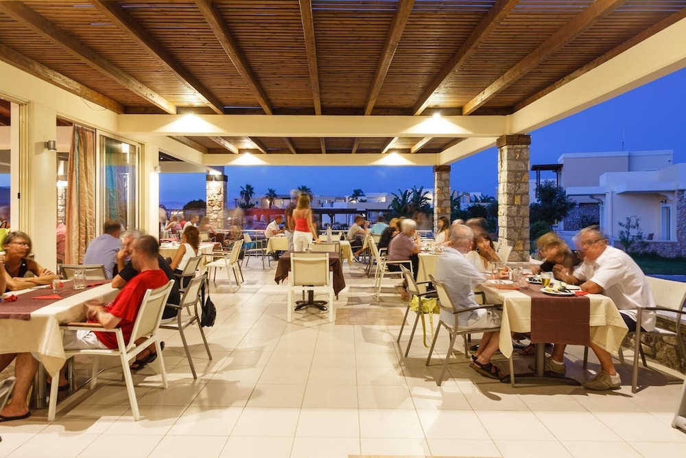 Natura Park Village Hotel & Spa 43/58