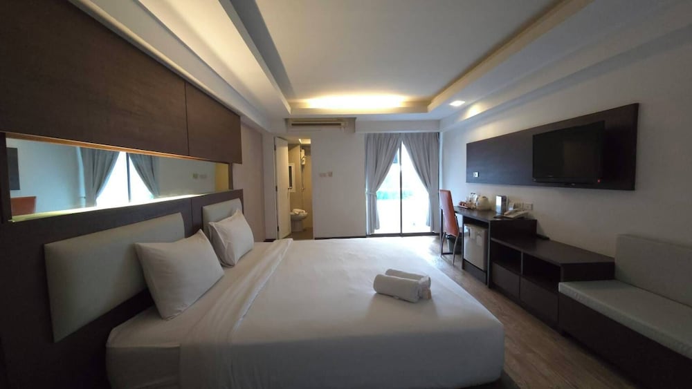 SUPERIOR DOUBLE ROOM