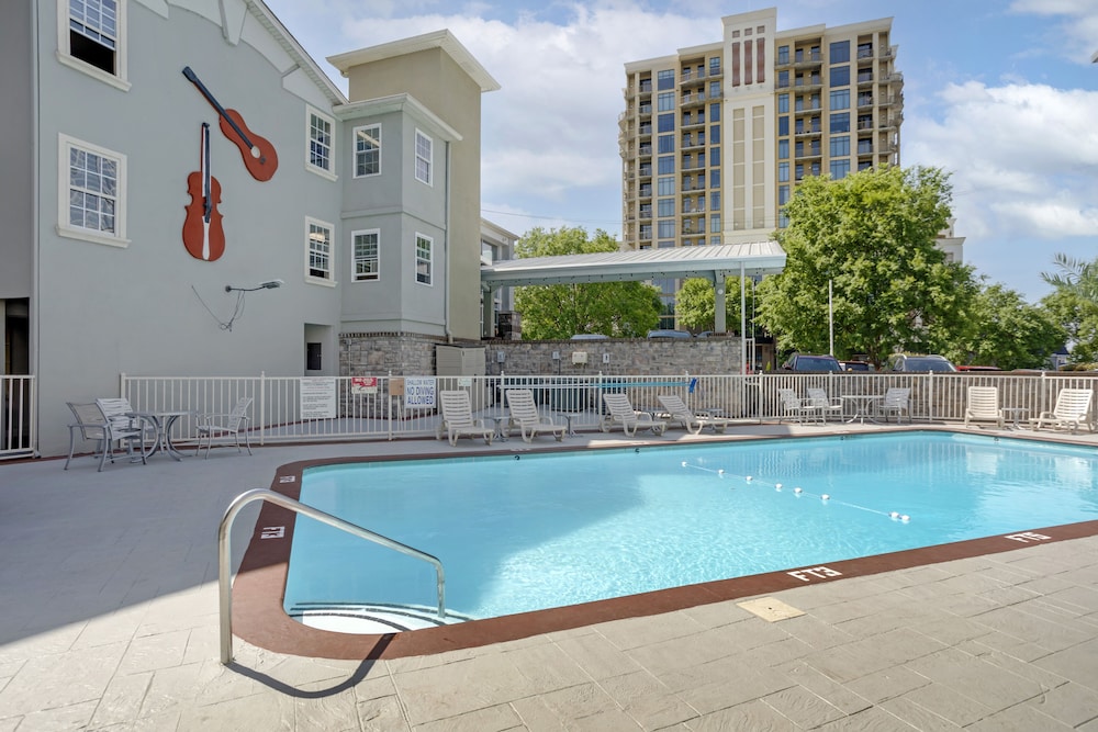 Comfort Inn Downtown Nashville - Music City Center 7/60
