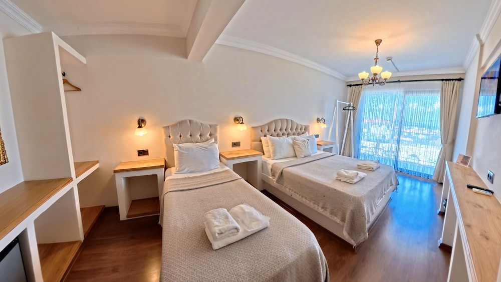 Cunda Dalyan Otel 16/49