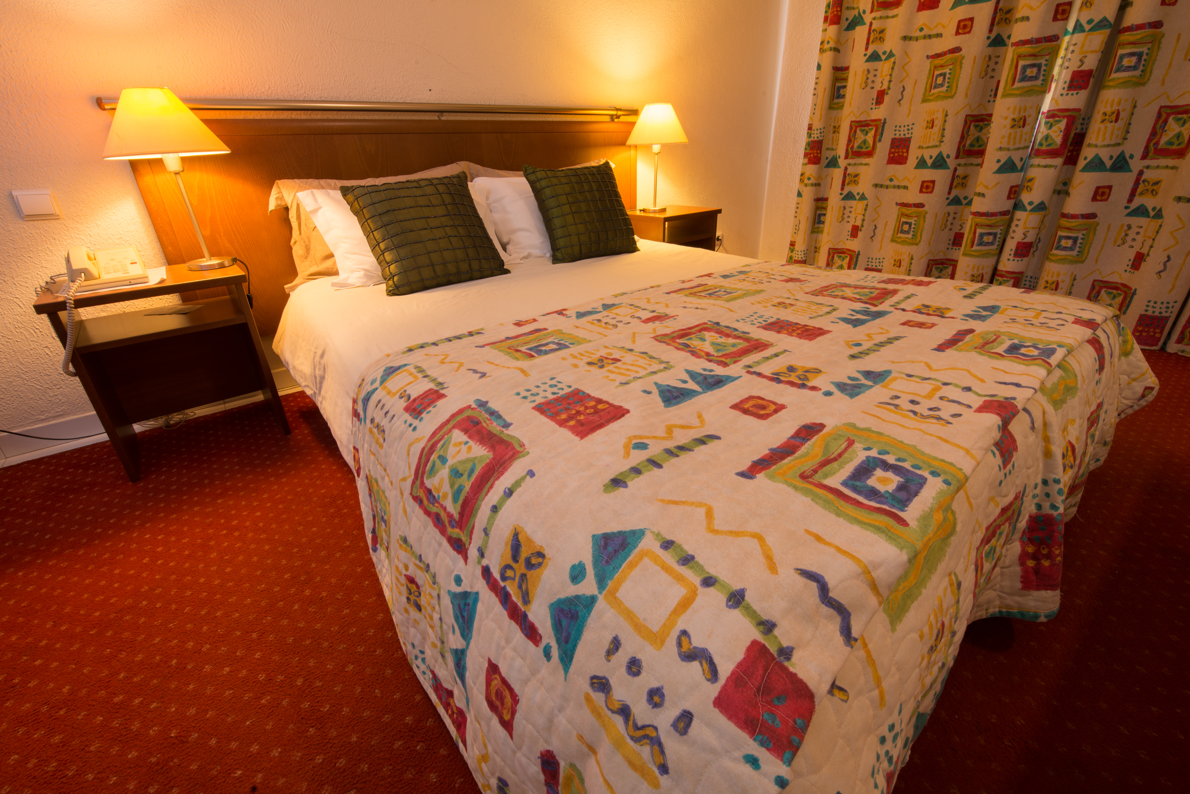 غرفة عائلية بسرير كوين وسريرين منفصلين، Amazonia Lisboa Hotel 8/9