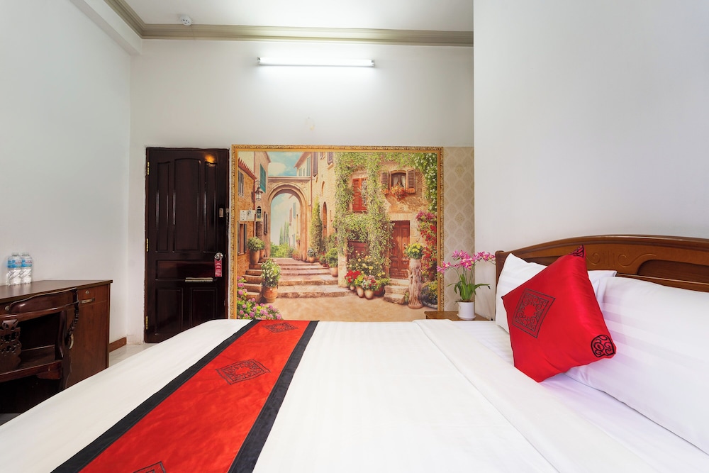 Collection O Madam Cuc Hotel 24/39