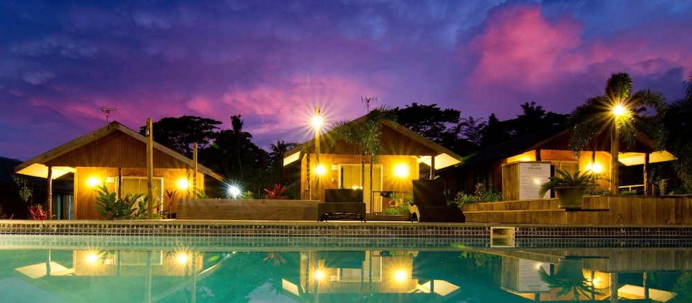 Orator Hotel Samoa 1/65