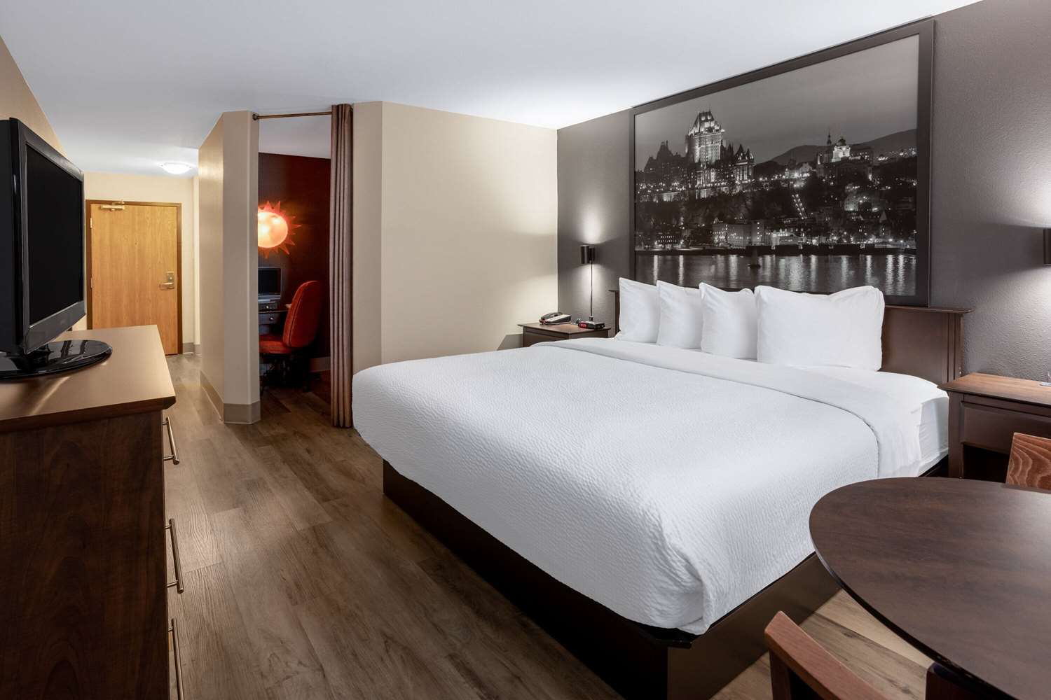Super 8 By Wyndham Quebec City photo5