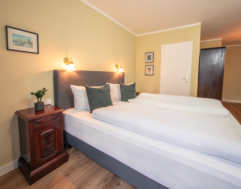 Acanthushotel Munich 20/50