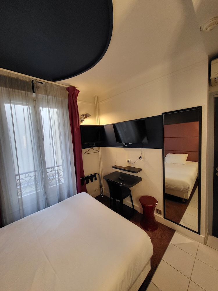 Accueil Hotel Paris Pigalle Montmartre 23/61