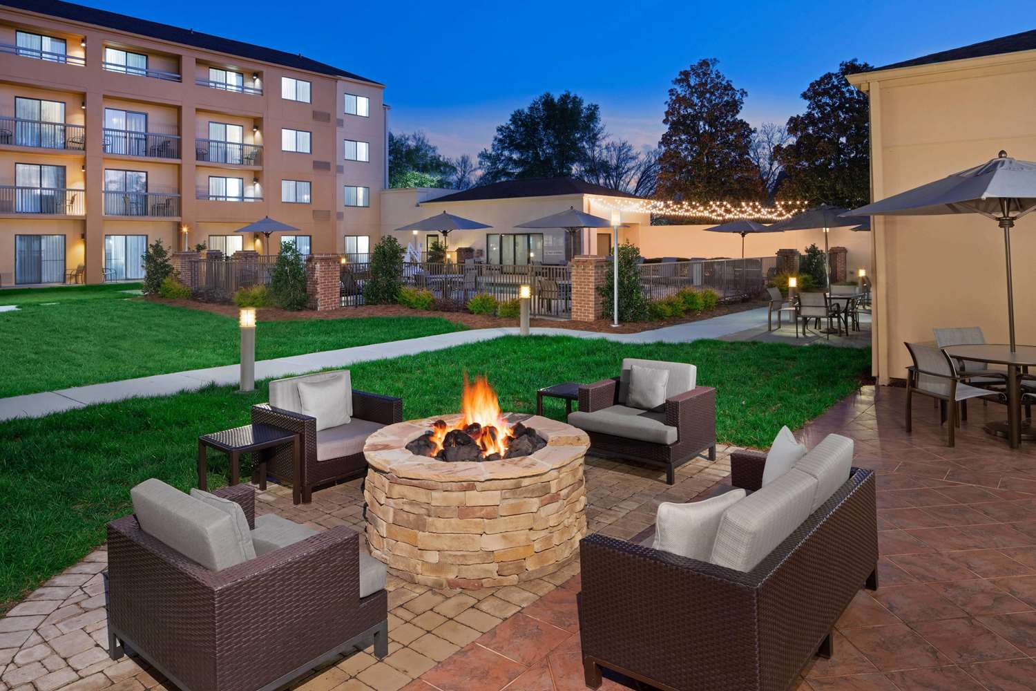 Sonesta Select Raleigh Durham Airport Morrisville 27/50