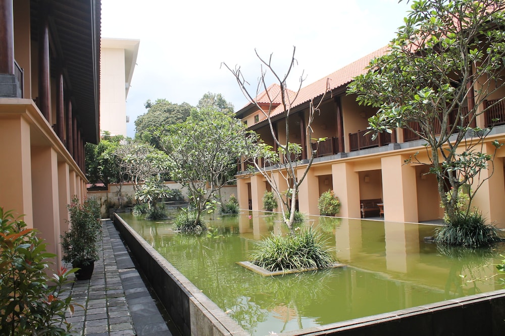 Laras Asri Resort And Spa 57/66