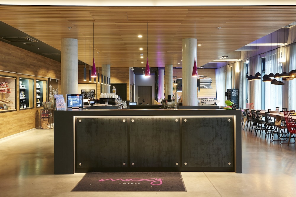 Lobby at MOXY BERLIN OSTBAHNHOF, BERLIN
