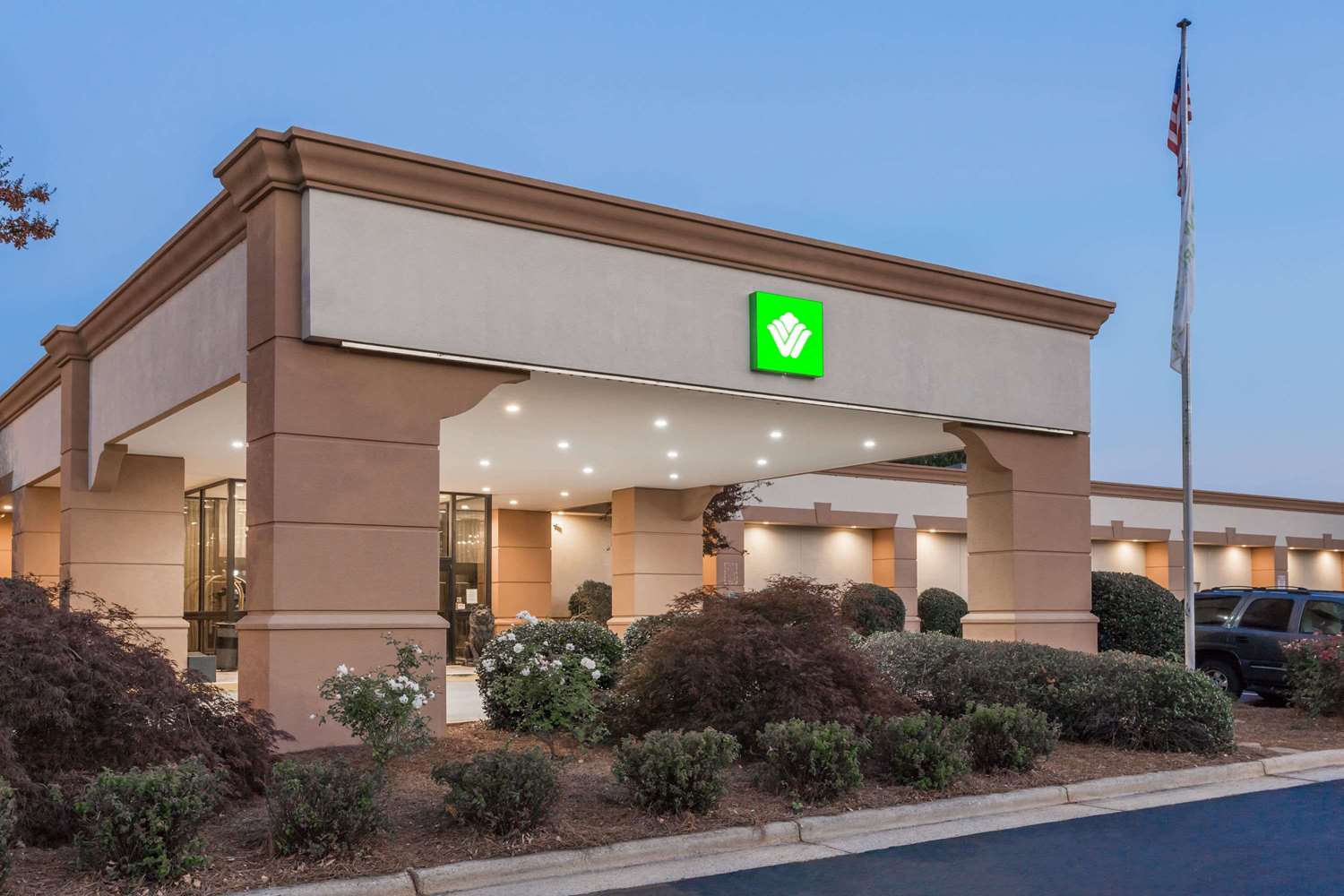 Wyndham Garden Greensboro 3/28