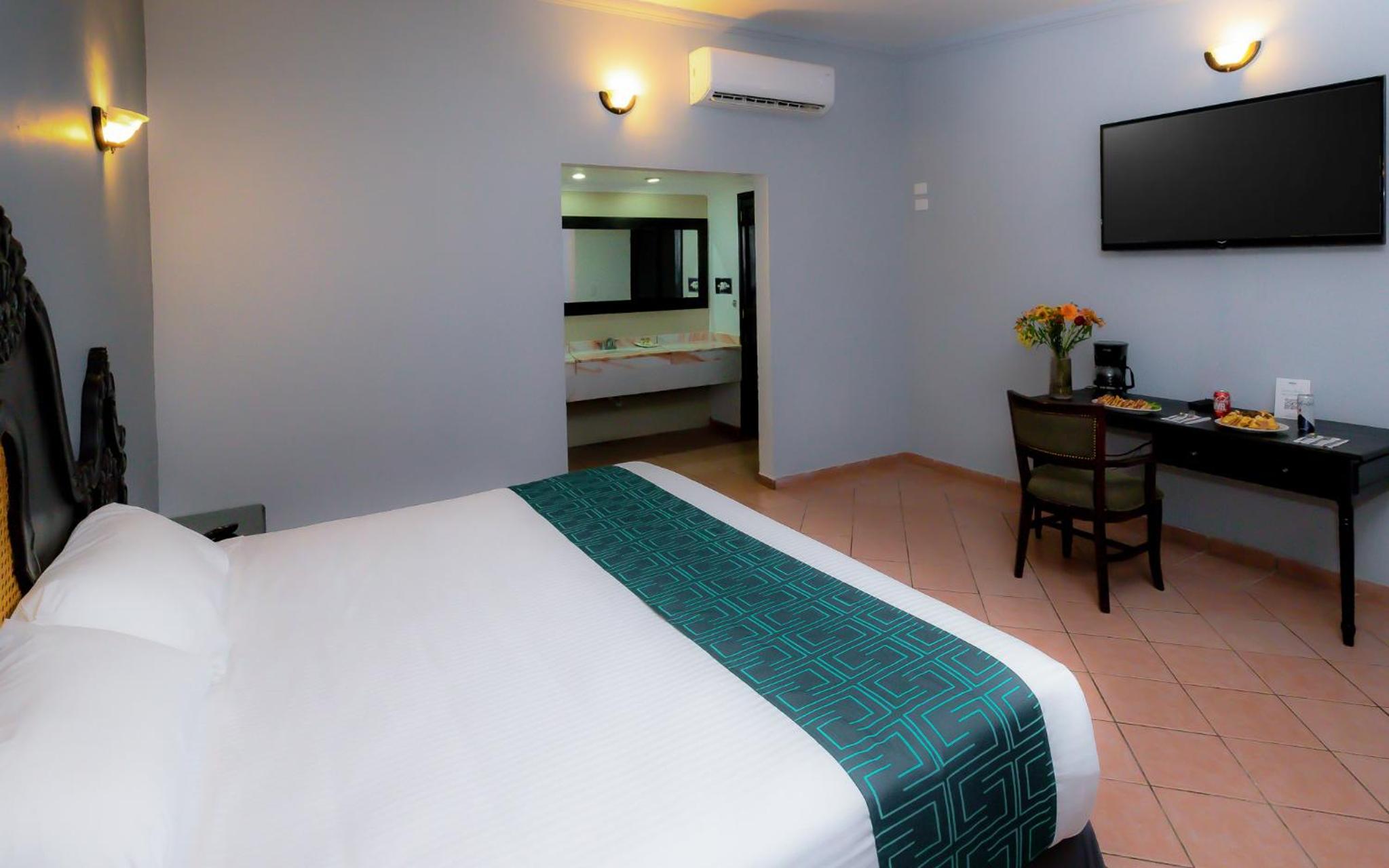 غرفة قياسية بسرير كينج، InHouse Select Hacienda Tres Rios 5/10