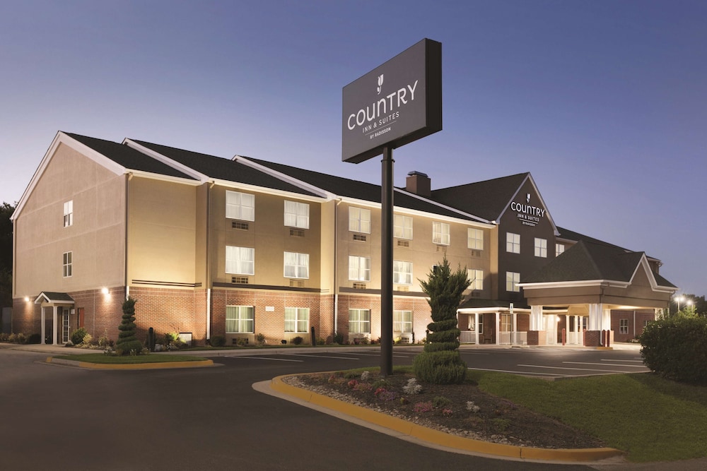 Country Inn Suites By Radisson Washington D C East Capitol Heights 2/31