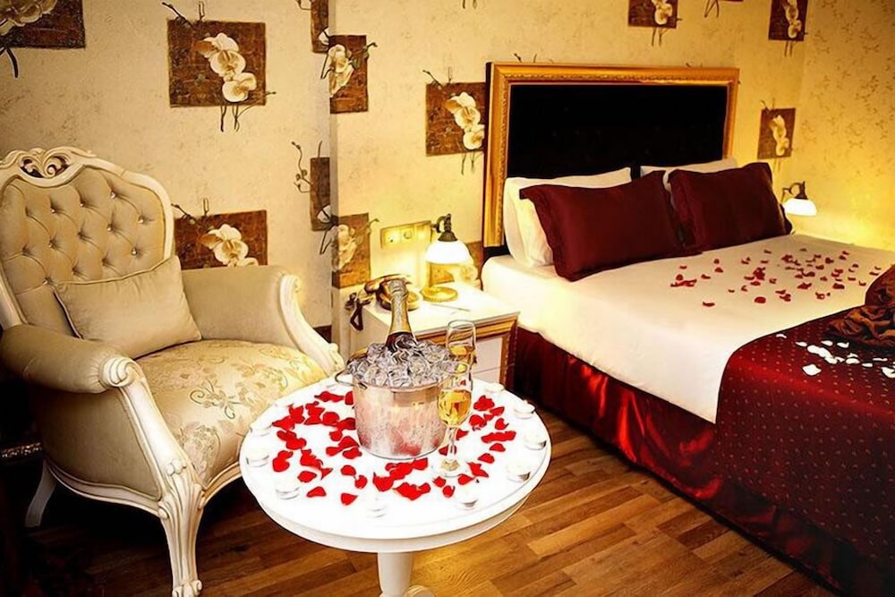 Marmara Deluxe Hotel 59/72